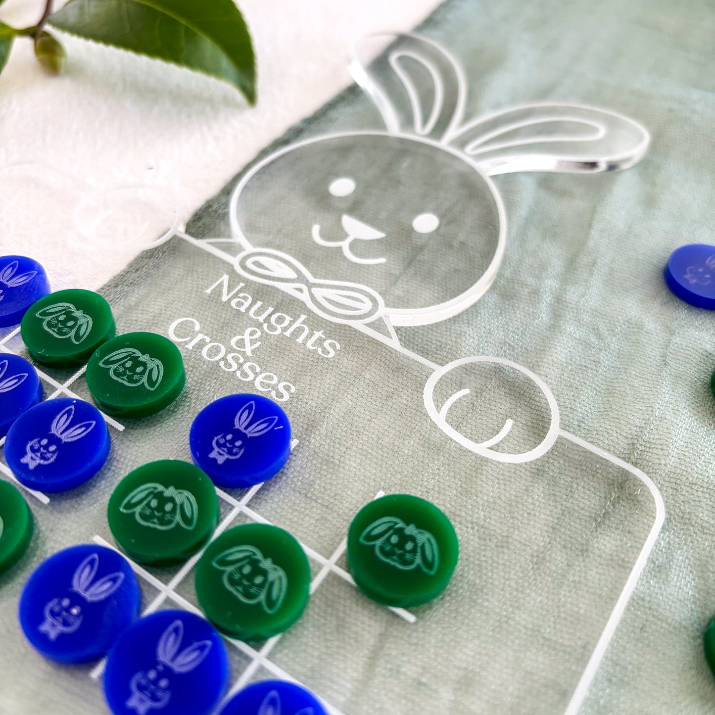 Easter Naughts and Crosses – Reusable Acrylic Tic Tac Toe Game